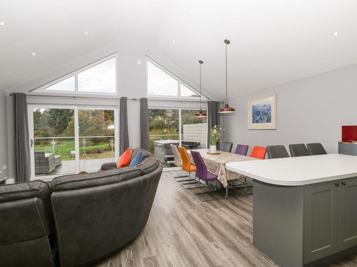 2 Oak Park Villa Tiverton  Eksteriør bilde