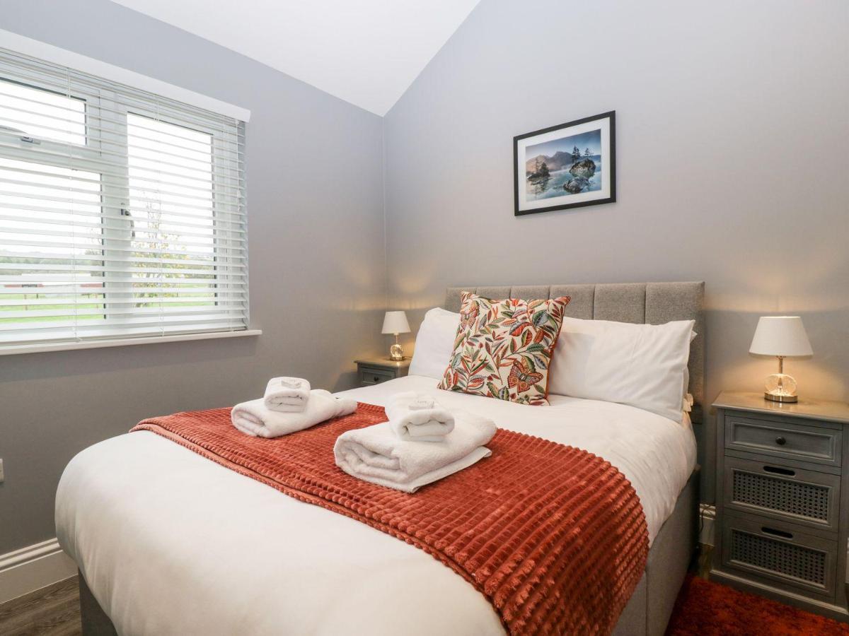 2 Oak Park Villa Tiverton  Eksteriør bilde