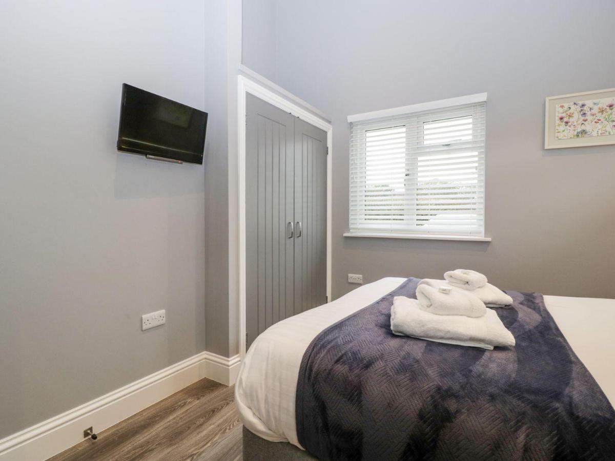 2 Oak Park Villa Tiverton  Eksteriør bilde