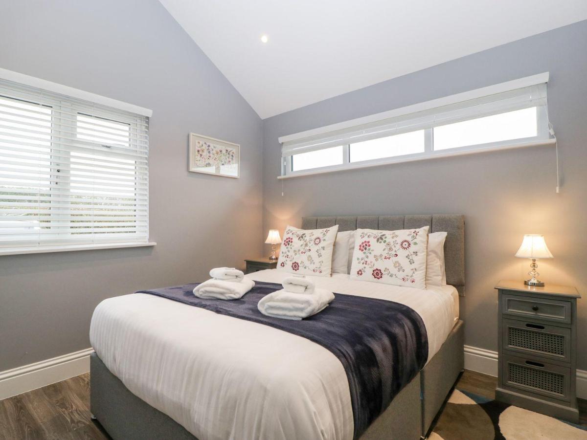 2 Oak Park Villa Tiverton  Eksteriør bilde